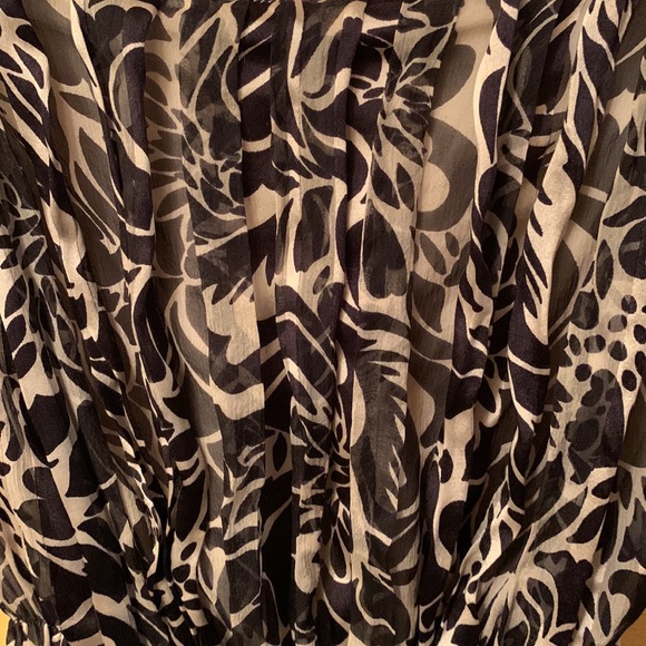 Max Mara Studio Dress, 100% Silk, Size 2 - Picture 3 of 4